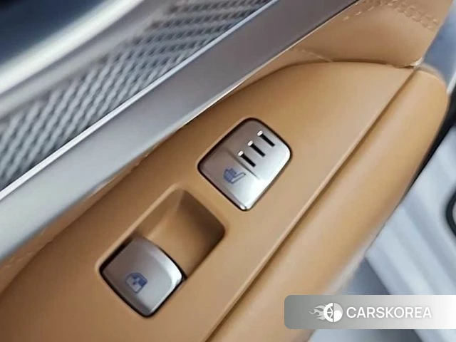 Genesis The New G70 2023 Белый из Кореи, фото 5