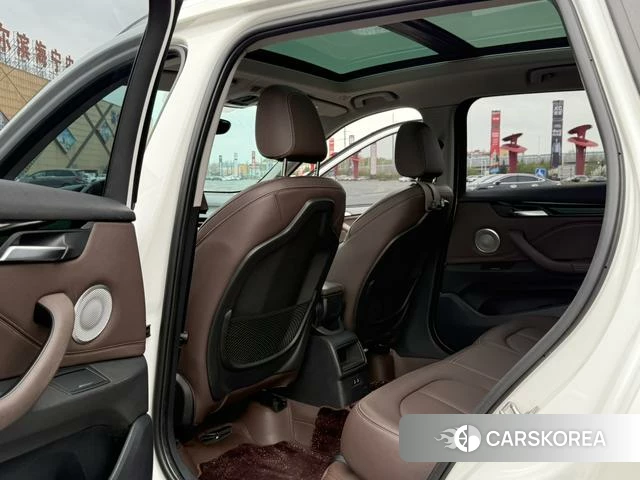 BMW X1 2022 Белый из Китая, фото 5