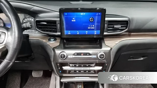 Ford Explorer 6th Generation 2020 Небесно-голубой из Кореи, фото 5