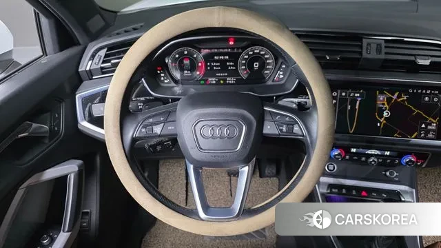 Audi Q3 (F3) 2022 Белый из Кореи, фото 5