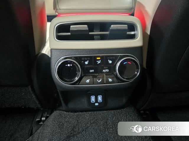 Genesis GV70 2021 Белый из Кореи, фото 5