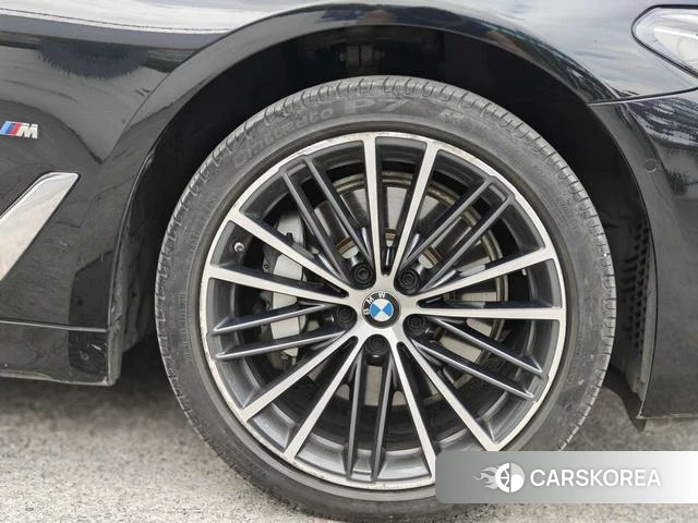BMW 5 series 2021 Черный из Китая, фото 5