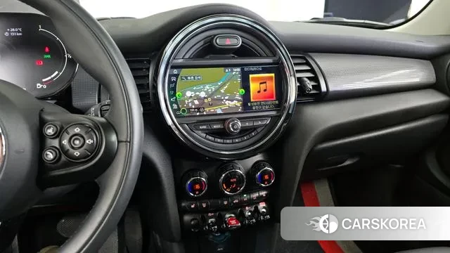 Mini Cooper 2021 Красный из Кореи, фото 5