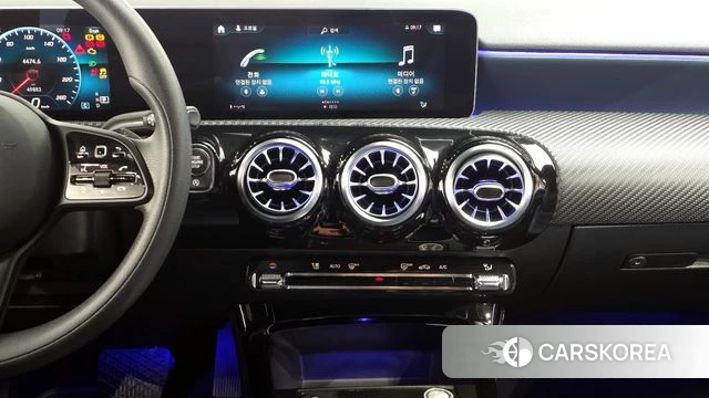 Mercedes-Benz A-Class W177 2019 Белый из Кореи, фото 5