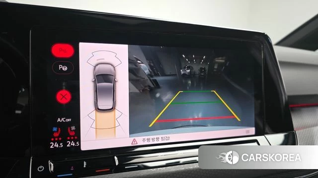 Volkswagen Golf 8th Generation 2023 Белый из Кореи, фото 5