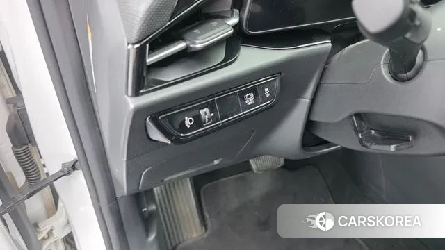 Kia Di Ol Nu Niro 2022 Белый из Кореи, фото 5