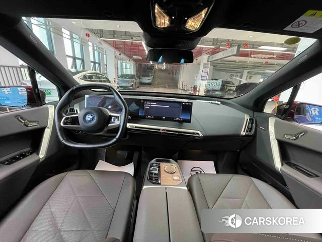 BMW iX 2022 Красный из Китая, фото 5