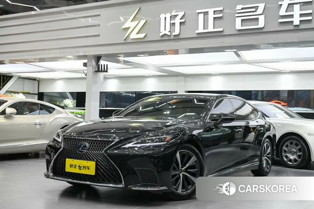 Lexus LS 2022 Черный из Китая, фото 5