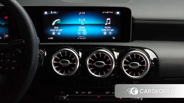 Mercedes-Benz A-Class W177 2020 Белый из Кореи, фото 5