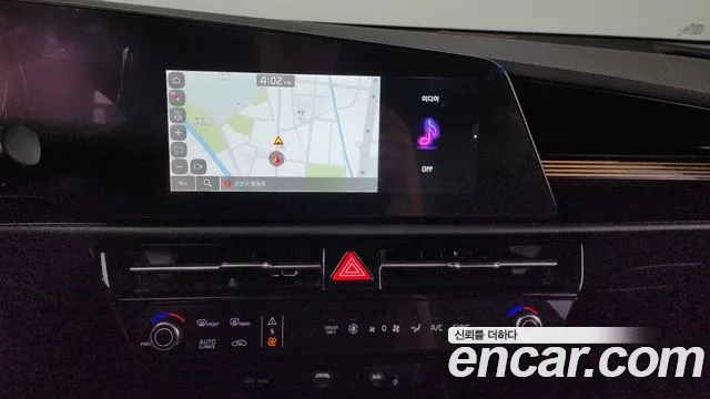 Kia Di Ol Nu Niro 2023 Белый из Кореи, фото 5