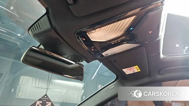 BMW 5 Series (G30) 2021 Серебристо-серый из Кореи, фото 5