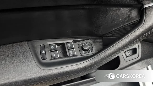 Volkswagen Passat GT (B8) 2018 Серебристо-серый из Кореи, фото 5