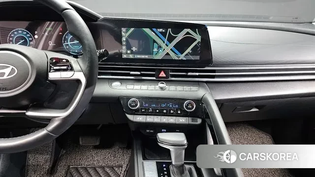 Hyundai The New Avante (CN7) 2023 Белый из Кореи, фото 5