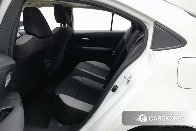 Toyota Corolla 2023 Белый из Китая, фото 5