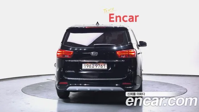 Kia The New Carnival 2019 Черный из Кореи, фото 5