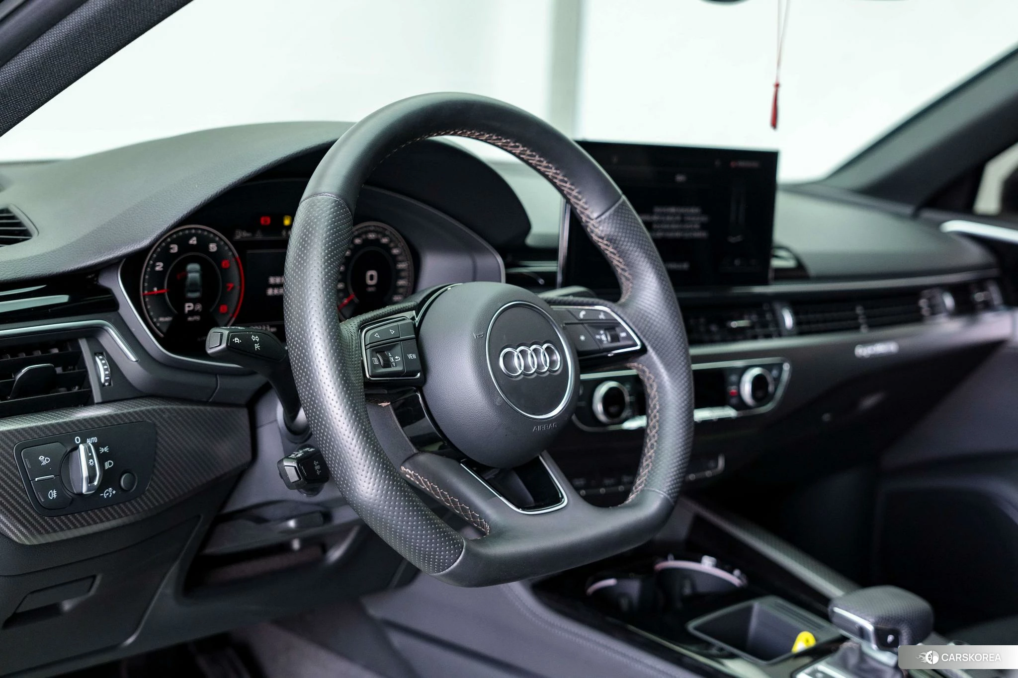 Audi A4L 2023 Черный из Китая, фото 5