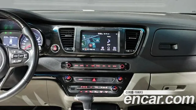 Kia The New Carnival 2018 Белый из Кореи, фото 5