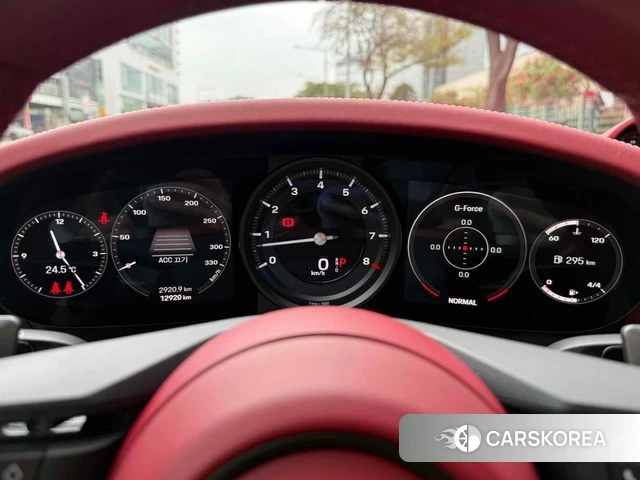 Porsche 911(992) 2023 Серебристо-серый из Кореи, фото 5