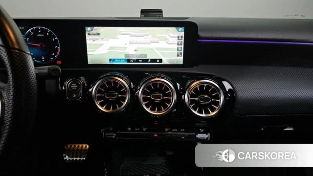 Mercedes-Benz A-Class W177 2021 Белый из Кореи, фото 5