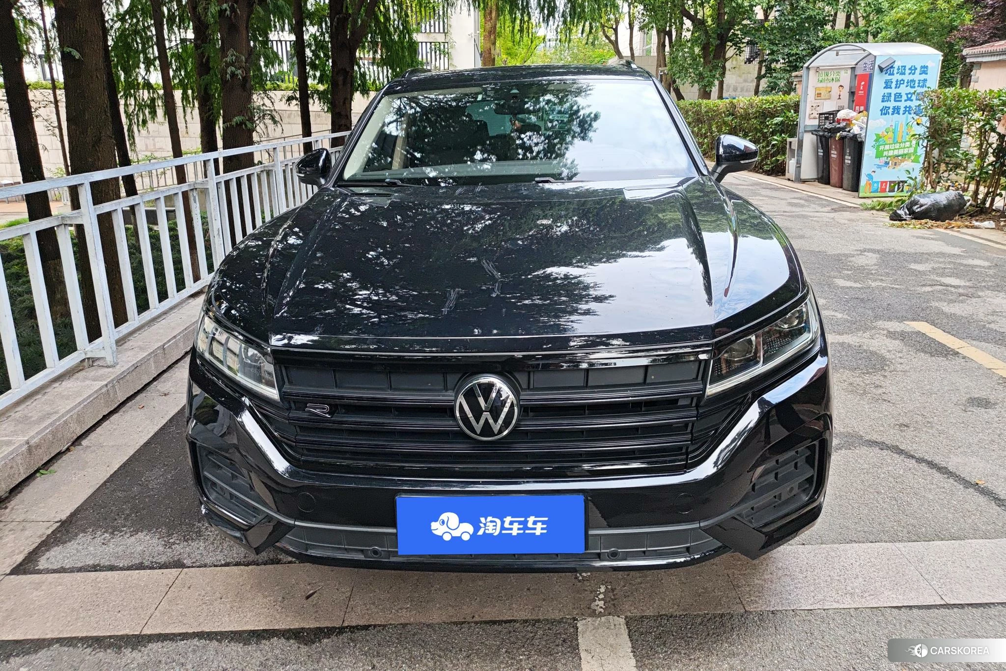 Volkswagen Touareg 2022 Черный из Китая, фото 5