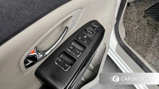 Kia The New Carnival 2018 Белый из Кореи, фото 5