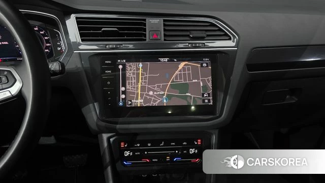 Volkswagen Tiguan second Generation 2021 Белый из Кореи, фото 5