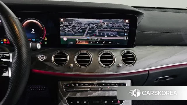 Mercedes-Benz E-Class W213 2021 Черный из Кореи, фото 5