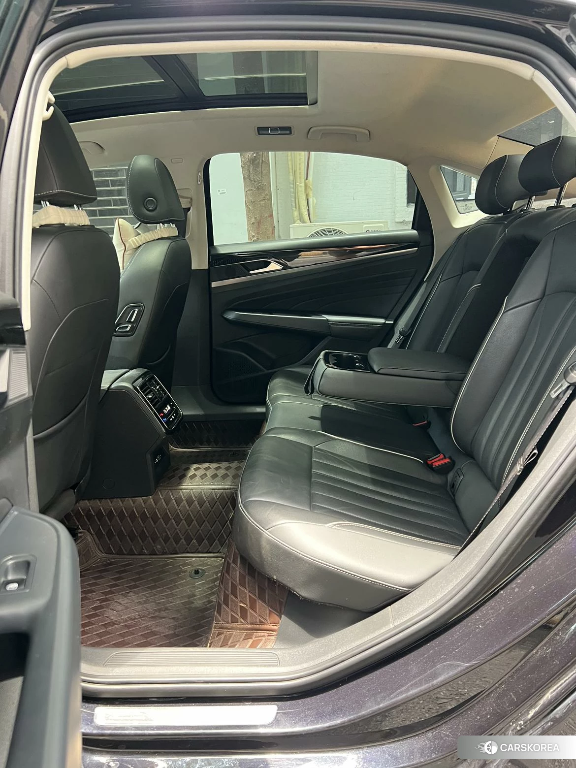 Volkswagen Passat 2023 Черный из Китая, фото 5