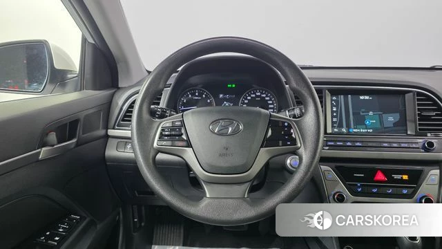 Hyundai Avante AD 2018 Белый из Кореи, фото 5