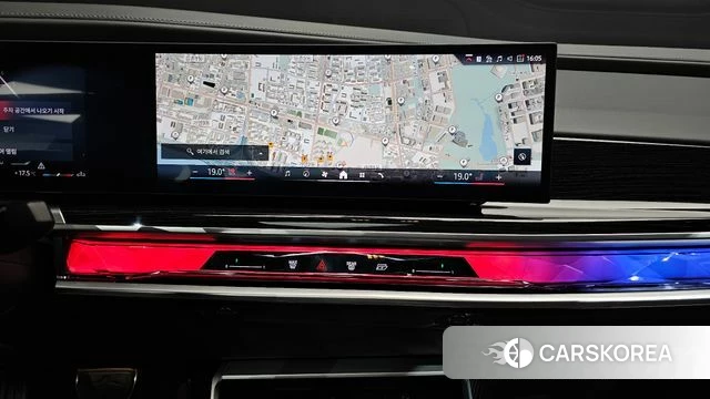 BMW 7 Series (G70) 2025 Черный из Кореи, фото 5