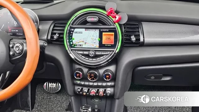 Mini Cooper Convertible 2020 Жемчужный цвет из Кореи, фото 5