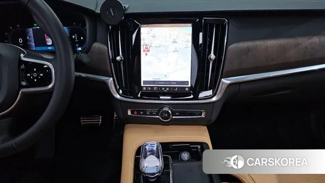 Volvo S90 2024 Черный из Кореи, фото 5