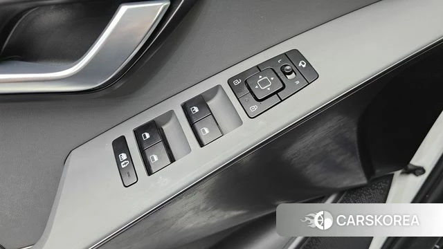 Kia Di Ol Nu Niro 2023 Белый из Кореи, фото 5