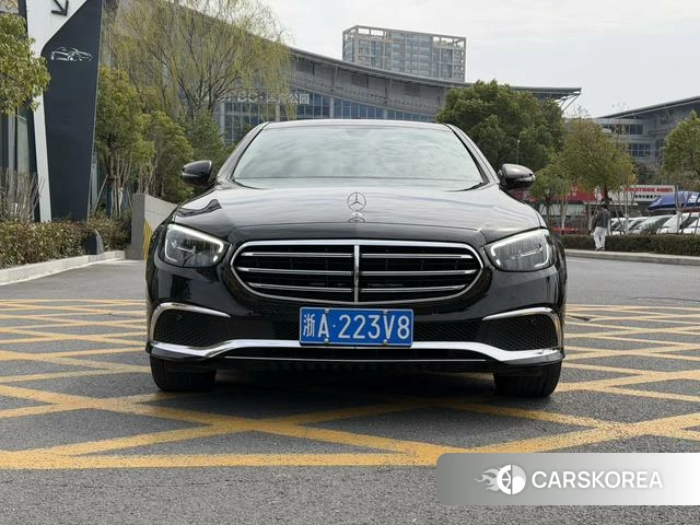 Mercedes-Benz E-class 2023 Черный из Китая, фото 5
