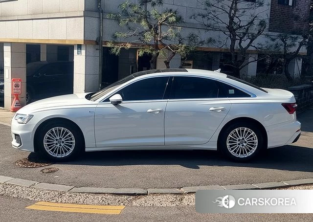 Audi A6 (C8) 2021 Белый из Кореи, фото 5