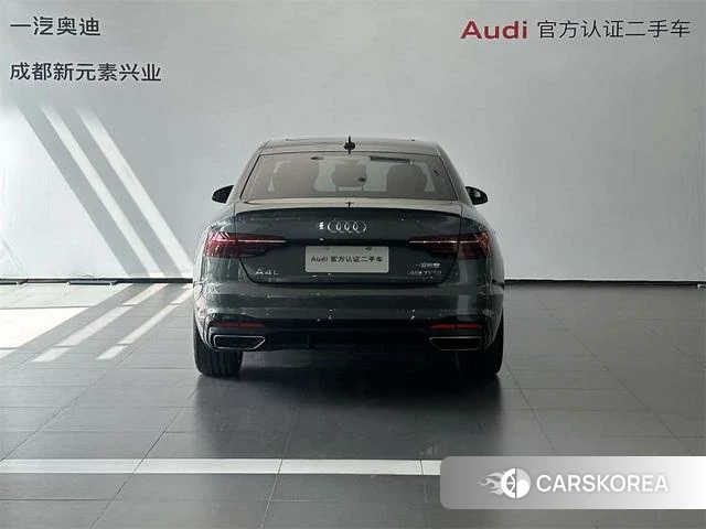 Audi A4L 2022 Темно-серый из Китая, фото 5