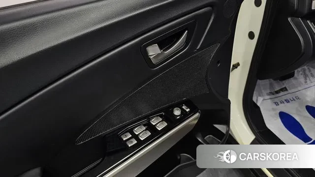 Ssangyong Tivoli Armor 2019 Белый из Кореи, фото 5