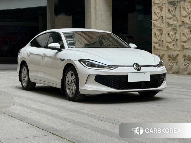 Volkswagen Lingdu 2023 Белый из Китая, фото 5
