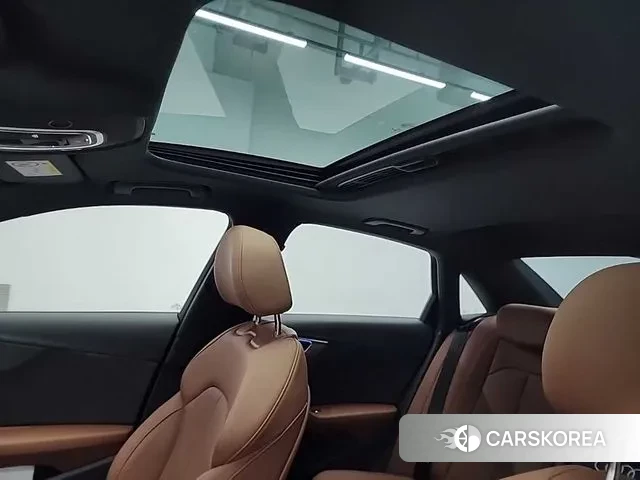 Audi A4 (B9) 2022 Белый из Кореи, фото 5