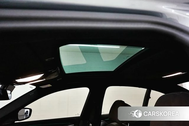 BMW 5 Series (G30) 2023 Серый из Кореи, фото 5