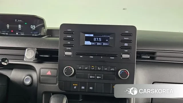 Hyundai Staria 2022 Серый из Кореи, фото 5