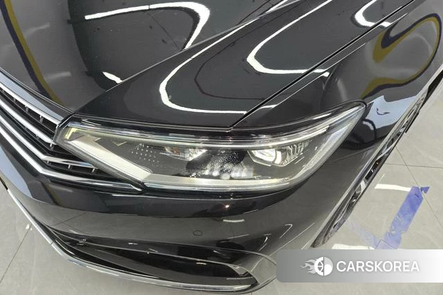 Volkswagen Magotan 2023 Черный из Китая, фото 5