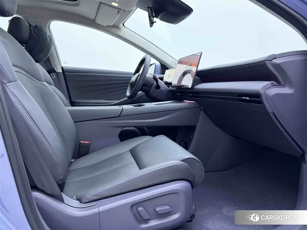 Nissan N6 2025 Red/purple из Китая, фото 5