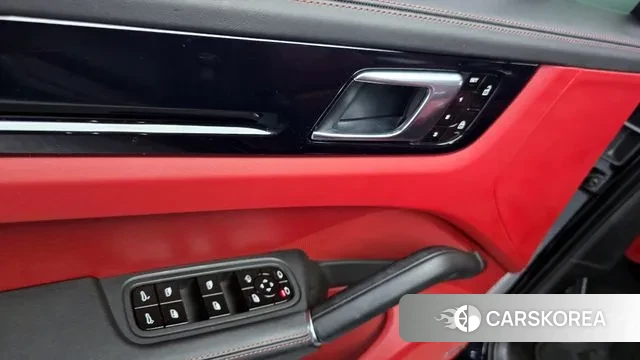 Porsche Cayenne (PO536) 2021 Черный из Кореи, фото 5