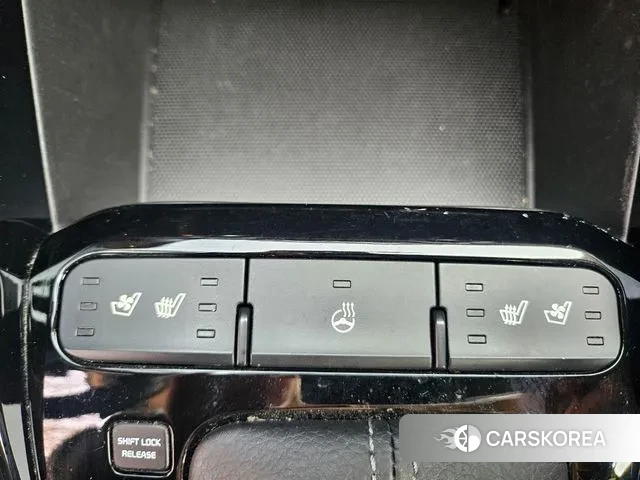 Kia Stonic 2019 Белый из Кореи, фото 5