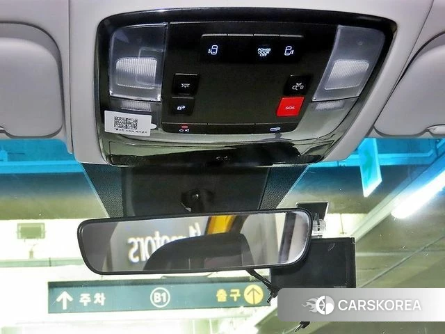 Hyundai Staria 2023 Желтый из Кореи, фото 5
