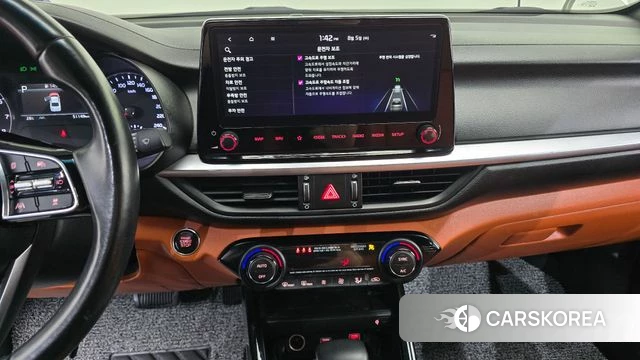 Kia The New K3 2nd generation 2021 Белый из Кореи, фото 5