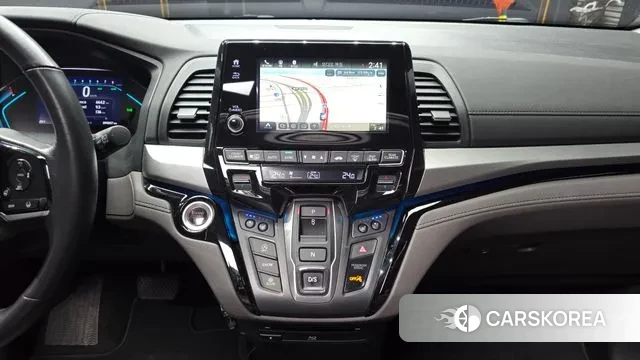 Honda Odyssey 2018 Серый из Кореи, фото 5