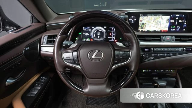 Lexus ES300h 7th generation 2018 Песочный из Кореи, фото 5