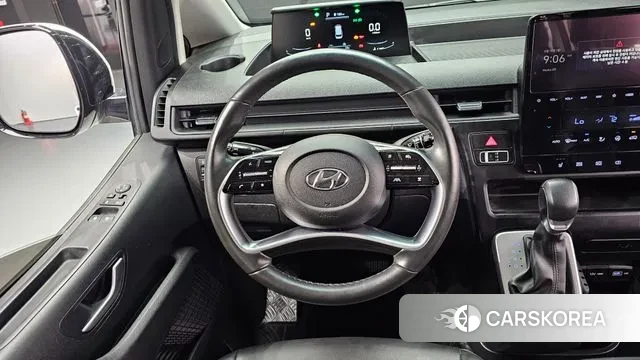 Hyundai Staria 2022 Белый из Кореи, фото 5